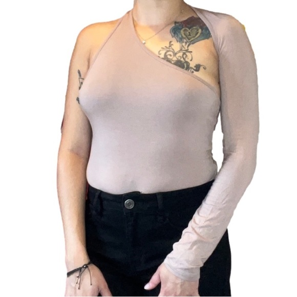 SHEIN Solid Asymmetrical Neck Bodysuit - Picture 3 of 4